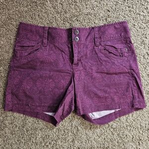 Women's Purple Patterned Shorts